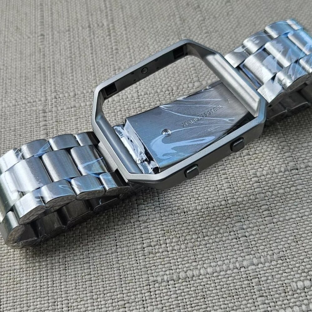 Oitam Replacement Band for Fit Bit BLAZE Silver Tone Metal Strap Size 9 inches - Picture 9 of 9